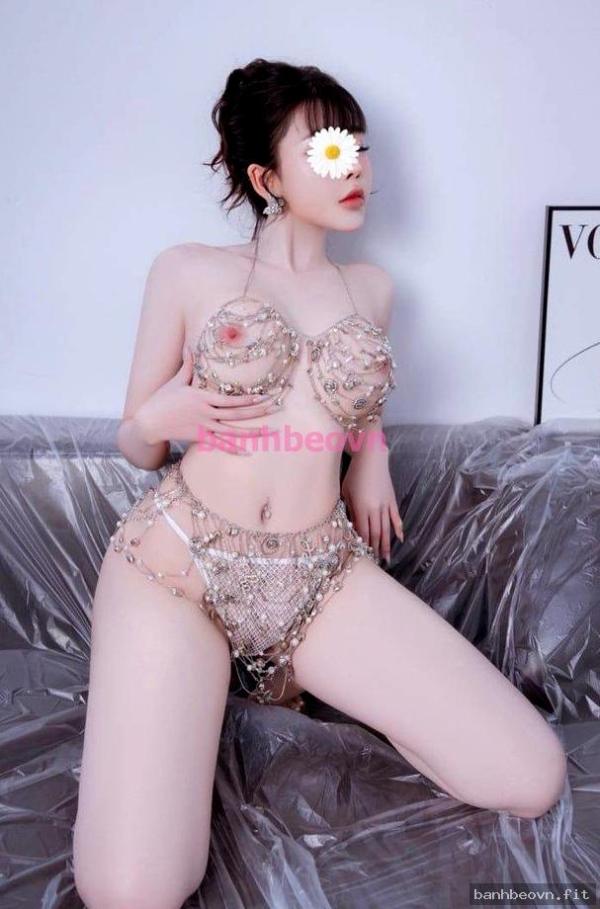 Nhã Uyên (24 tuổi) · 500k, 1m62 – Long Biên, Hà Nội – ảnh 7