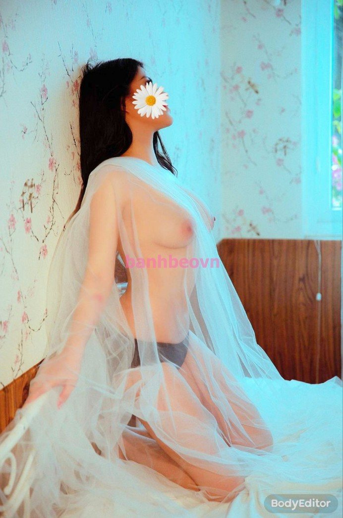 Trang Anh (28 tuổi) · 400k, 1m80 – Nha Trang, Khánh Hòa – ảnh 2