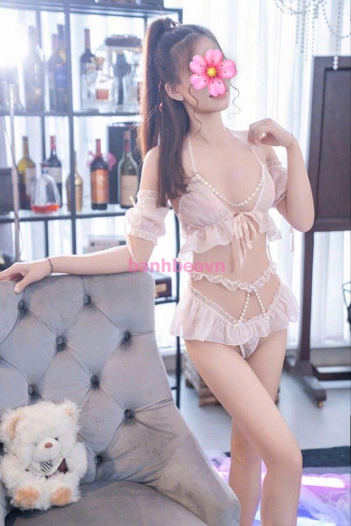 Triệu Vy (27 tuổi) · 400k, 1m58 – Sài Gòn – ảnh 9