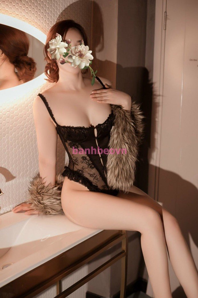 Quỳnh Anhh (26 tuổi) · 250k, 1m60 – Bến Cát, Bình Dương – ảnh 5