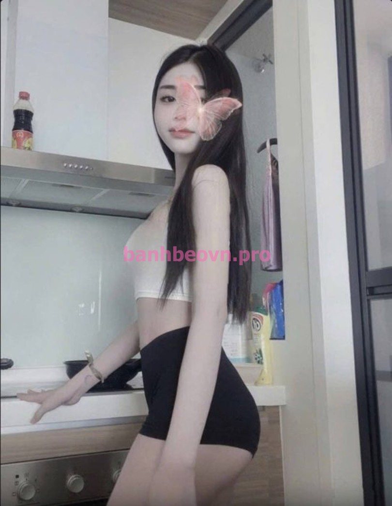 Diễm My (21 tuổi) · 400k, 1m64 – Quận 2, Sài Gòn – ảnh 4