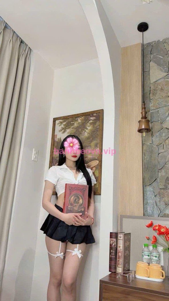 Linh Linh (23 tuổi) · 1tr, 1m63 – Quận 10, Sài Gòn – ảnh 13